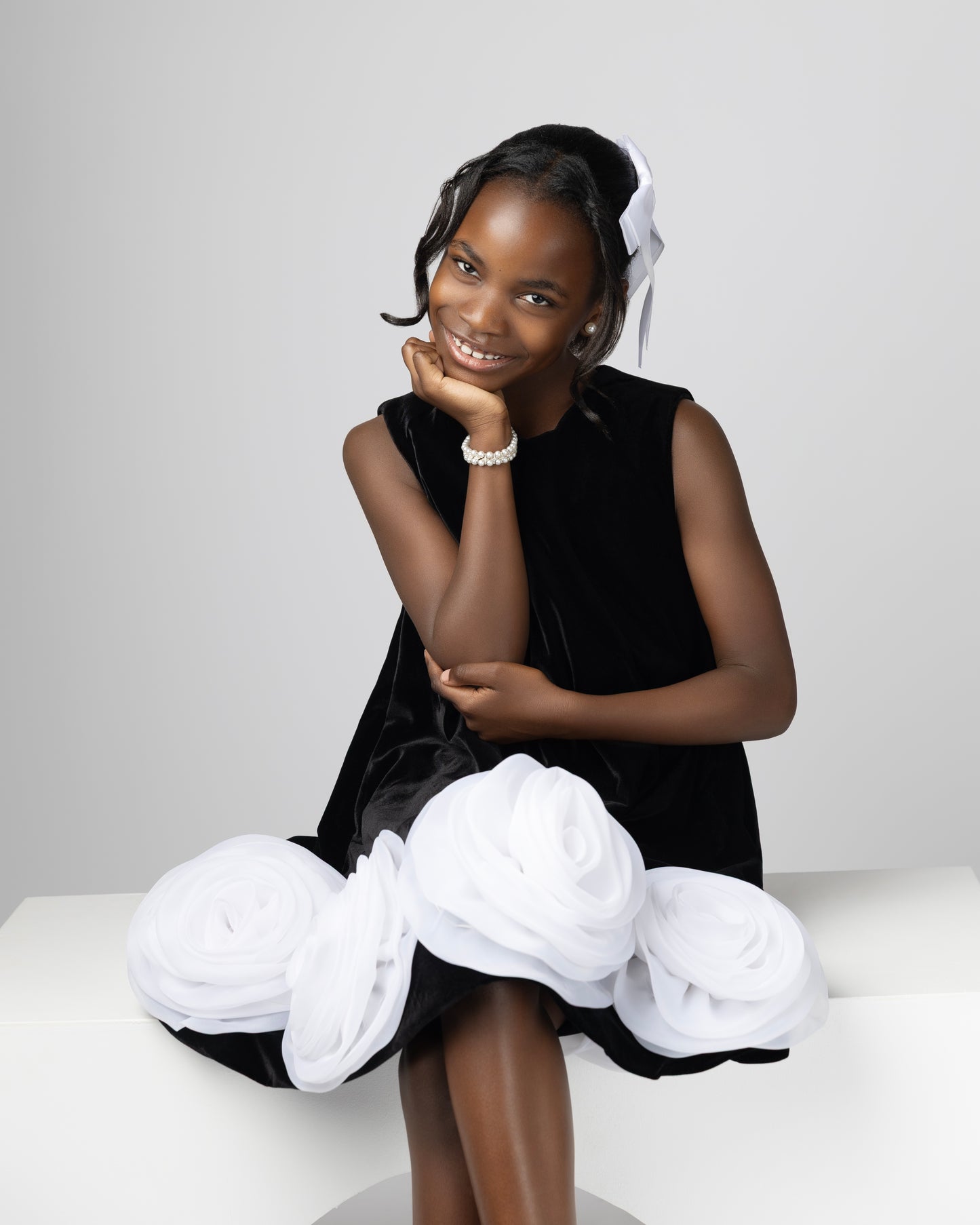 Chic Black Velvet Flower Girls Dress Set